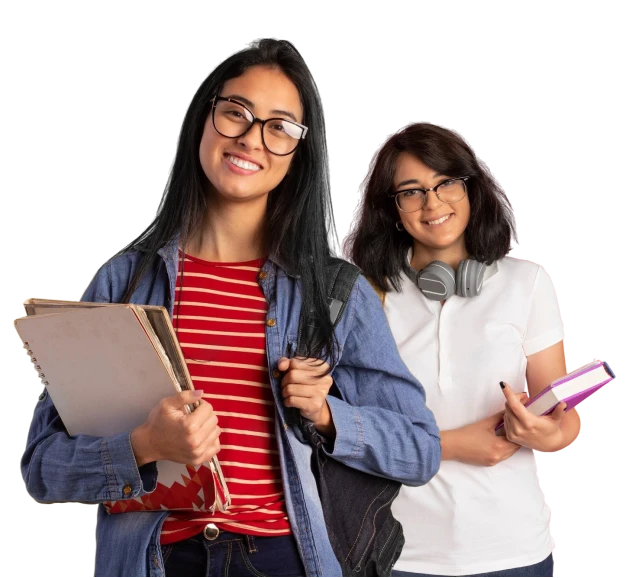 Alunas com cadernos na mão